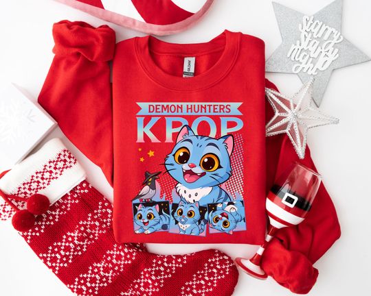 Discover KPOP Cartoon Cat and Crow Sweatshirt, Whimsical K-pop Culture Hoodie, Cute Animal Graphic for Young Adults, Playful Fantasy Design