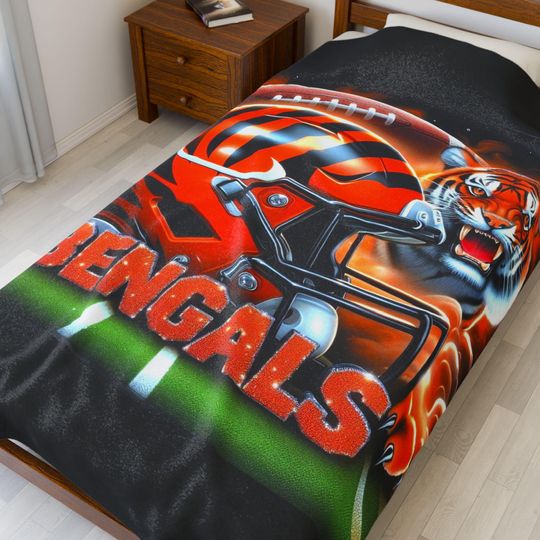 Discover Cincinnati Football Throw Blanket - Cozy Sports Throw, Game Day Decor, Fan Gift