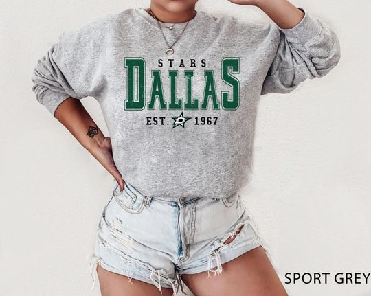 Discover Dallas Vintage Hockey Sweatshirt | Retro Star Style Pullover | Unisex Crewneck | Athletic Streetwear Outfit | Cozy Winter Gift