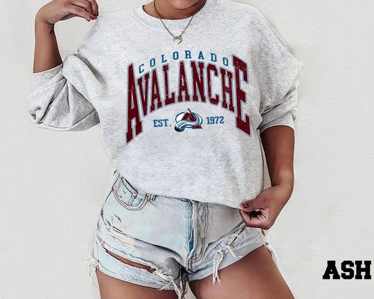 Discover Colorado Vintage Hockey Sweatshirt | Retro Avalanche Style Pullover | Classic Unisex Crewneck | Athletic Winter Outfit | Cozy Retro Gift