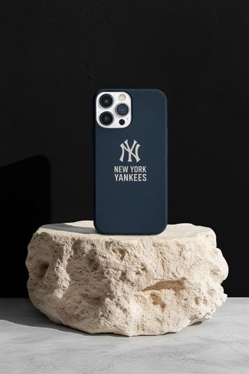 Discover New York Yankees Tough Magnetic Case, iPhone Cover, Sports Phone Protector, Gift for Yankees Fans, MLB Merchandise