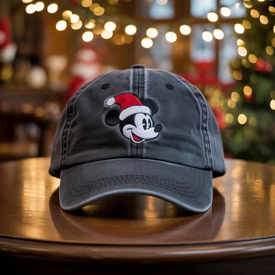 Discover Christmas Mickey Mouse Embroidered Baseball Cap, WDW Cartoon Fan Hat, Winter Holiday Gift
