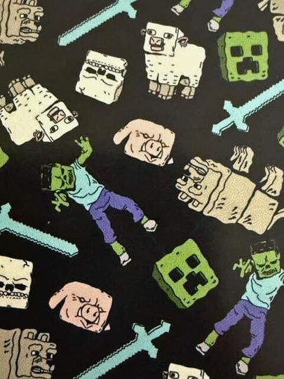Jay Franco Minecraft Movie Travel Throw Blanket, Super Soft Polyester Fleece