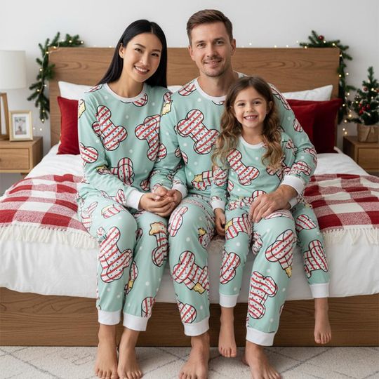 Discover Holiday Long Sleeve Pajamas Set, Festive Christmas Pajamas Family, Matching Pajamas, Cozy Holiday Gift