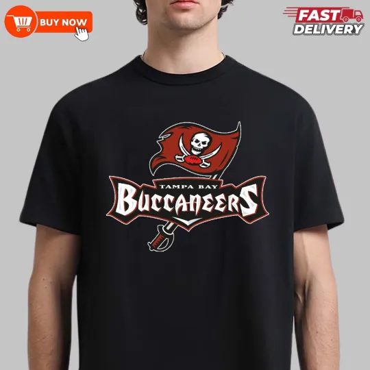 Tampa Bay Buccaneers Skull Football Team T-Shirt