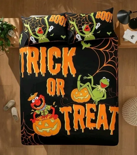 Discover The Muppets Halloween Double Duvet Cover Set - Kermit and Miss Piggy