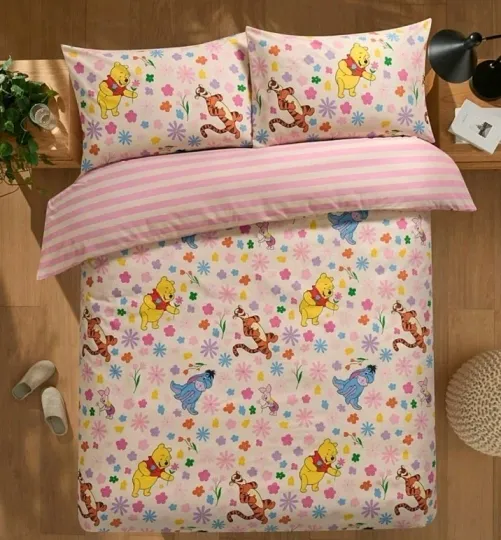 Discover Disney Winnie the Pooh Tigger Eeyore Piglet King Size Duvet Cover Set Bedding