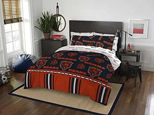 Discover Northwest football Chicago Bears Rotary Bed in a Bag Set,