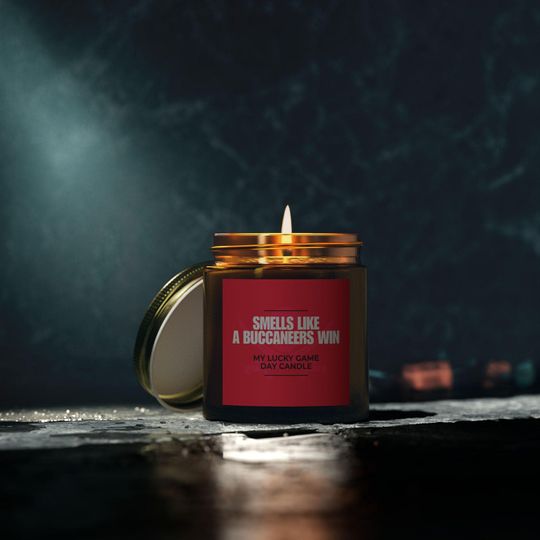 Smells Like a Buccaneers Win Candle - Tampa Bay Buccaneers Game Day Gift - Football Fan Gift - Scented Candle