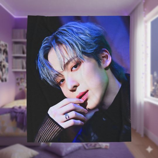 Discover Ateez Yunho Blue Hair Fleece Blanket, Kpop Fan Merchandise, Birthday Gift & Concert Merch