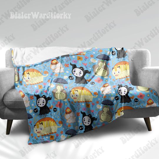 Anime Fleece Blanket: Sn Lax Totoro, Mimikyu No Face, Meowth Catbus