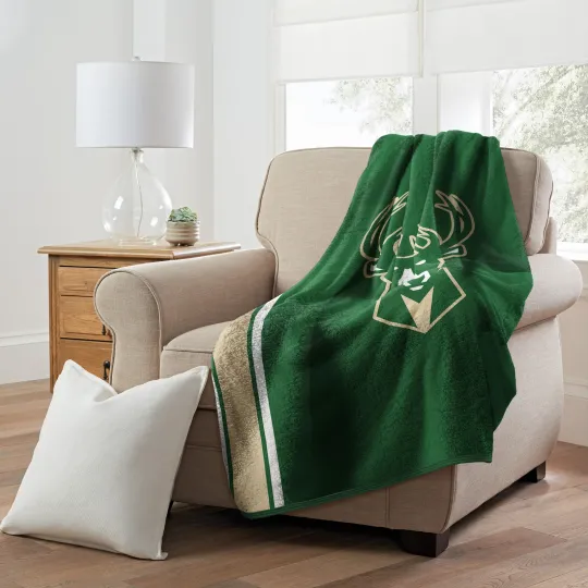 Northwest Milwaukee Bucks Sherpa Throw Blanket, Christmas Gift