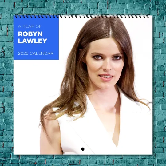 Discover Robyn Lawley 2026 Wall Calendar 12-Month Celebrity Photo Calendar