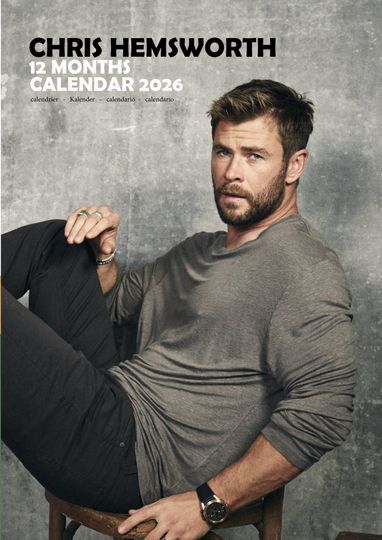 Discover Chris Hemsworth A3 Calendar (M)
