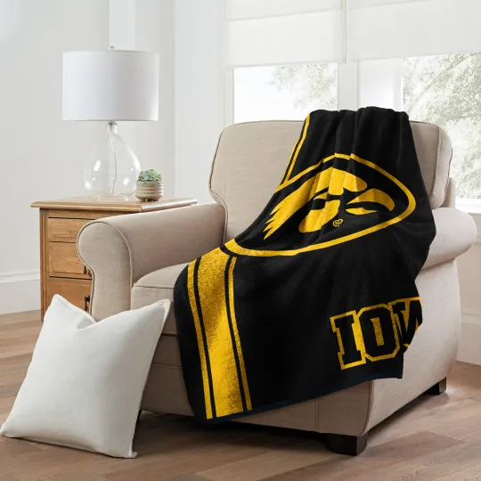 Iowa Hawkeyes Throw Blanket, Gift For Fan, Christmas Gift