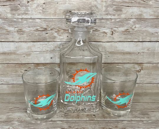 Discover Personalized Dolphins Whiskey Gift, Dolphins Decanter, Football Gifts, Whiskey Decanter, Rock Glasses, Dolphin Men Gift Ideas
