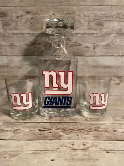 Discover Personalized NY Giants Gift/ NY Whiskey and Decanter/ Rock Glass Gifts/ Decanter Set/ Football Christmas Gift