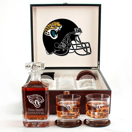 Discover Carolina Panthers - Engraved Football Whiskey Decanter and 4 Glasses In Woodbox