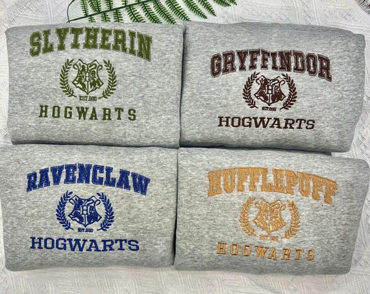 Personalised Hogwarts Wizard Embroidery Sweatshirt, Embroidered Harry Potter Sweatshirt, Hogwarts House Embroidered Hoodie, Gift Christmas.