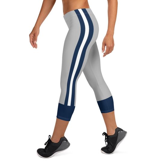 Discover Dallas Football Women's Capri Leggings, Game Day Leggings