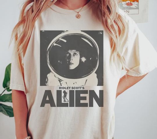 Discover Vintage Alien Movie T-Shirt, Retro Horror Tee