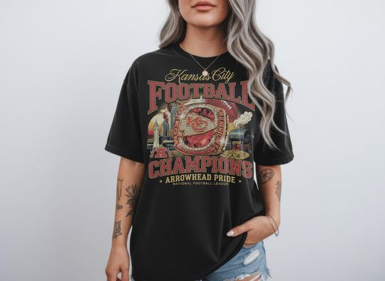 Kansas City Chiefs Gameday T-Shirt, Retro Football Tee, Chiefs Fan Gift, Super Bowl Shirt, Sunday Football Shirt