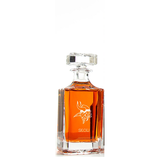 Minnesota Vikings - Engraved Football Whiskey Decanter, Whiskey Lover Gift, Gift For Him, Football Fan