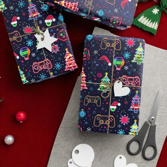 Discover Wrapping Paper Gamer Christmas Design