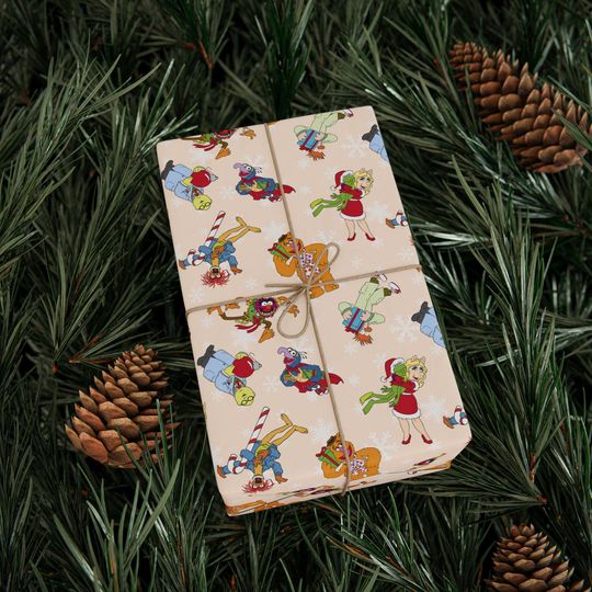 Discover Muppets Christmas Wrapping Paper