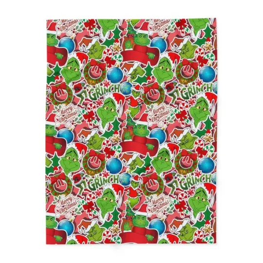 Discover Festive funny character Fleece Blanket: Cozy Christmas Holiday Fleece Blanket