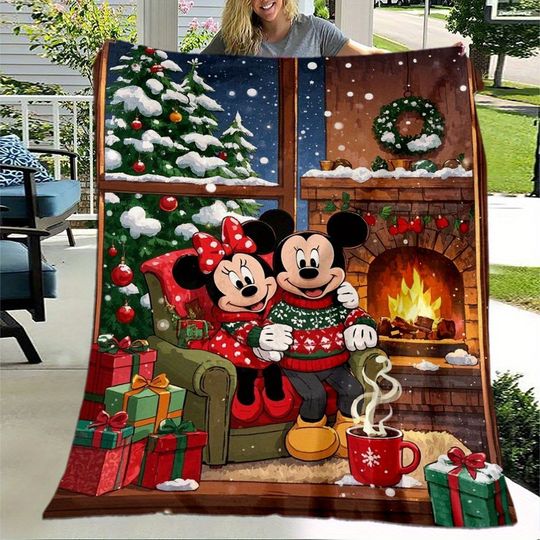 Discover Disney Mickey Minnie's Christmas warm Nest: Disney classic Pattern Blanket, warm to the heart