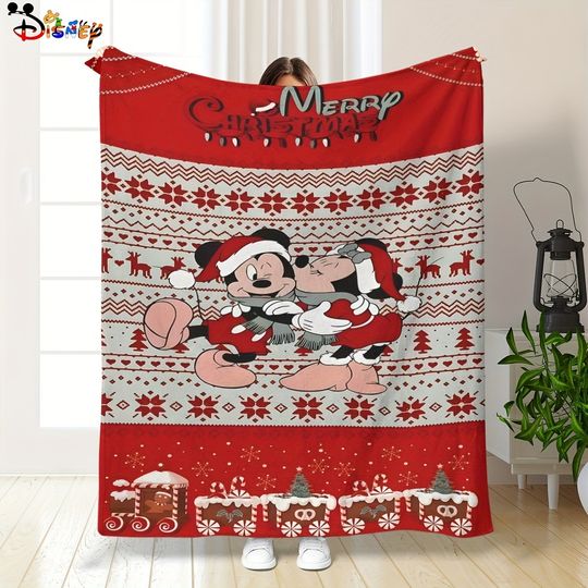Discover Disney Mickey and Minnie Christmas Warm Kiss Blanket: The warm Winter Wonder of Sweet Gingerbread House and Snowflakes