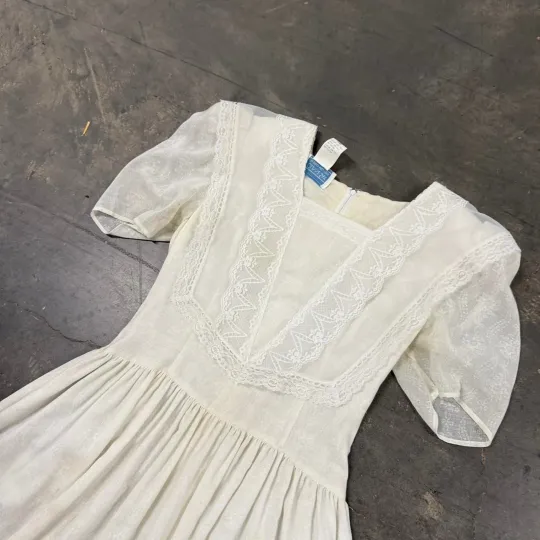 Discover Minnesota Vikings Sporty Mascot Design Sleeveless Jacket