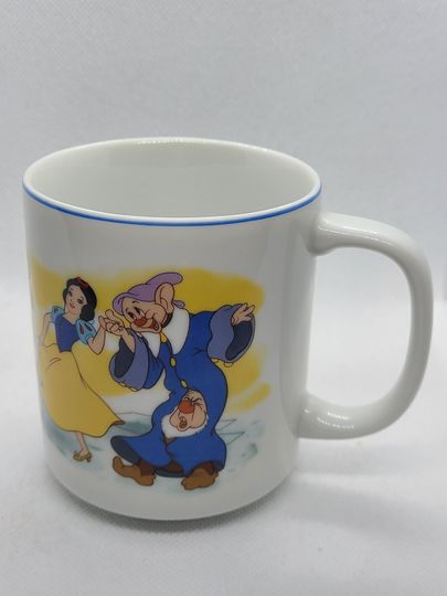Discover Vintage Disney Snow White Mug