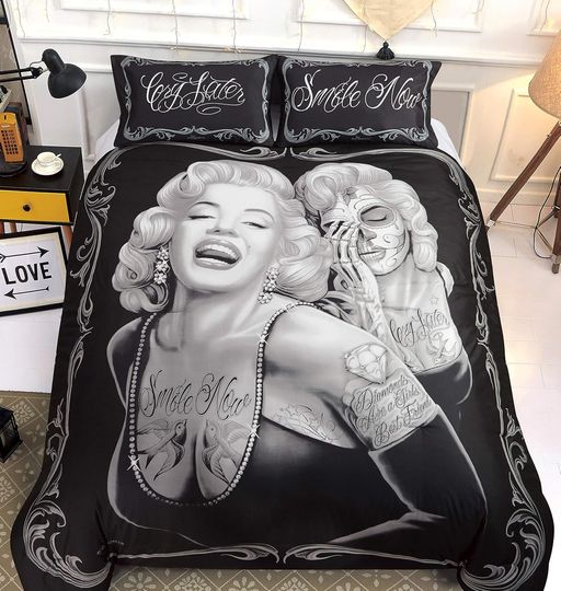 JPI Comforter Set Queen Smile Now Bedding with 2 Pillow Shams