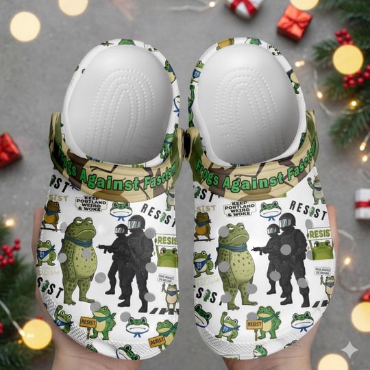 Discover Stray Kids Everywhere All Around The World Clogs- Unisex Slip-On Casual Clogs - Trendy Animal Lover Gift - Cozy Summer Footwear