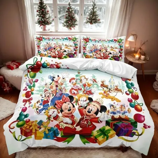 Discover Mickey's Very Merry Christmas Mickey & Friends Chip N Dale Holiday Bedding Set