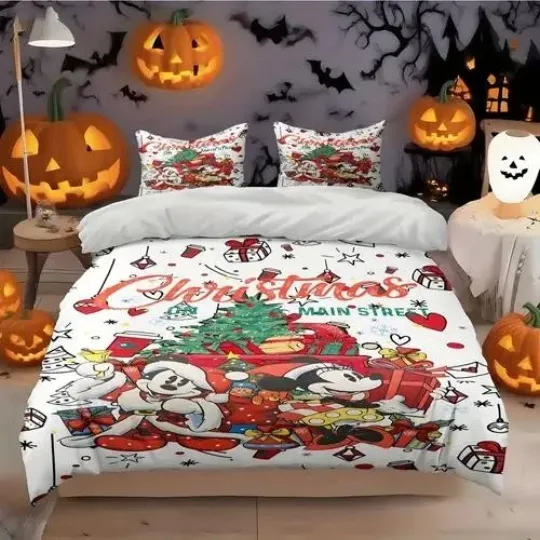 Discover Mickey & Minnie Mouse Christmas On Main Street Festive Holiday Xmas Bedding Set