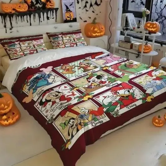 Discover Mickey And Friends Polaroids Mickey's Very Merry Christmas 2025 Bedding Set