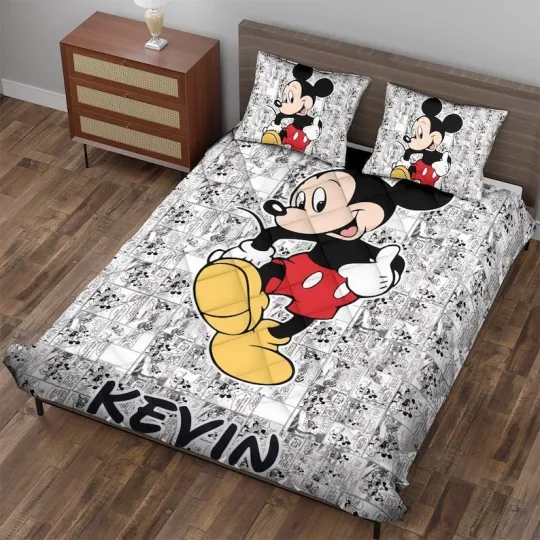 Discover Personalized Cute Mickey Mouse Comics Cartoon Mouse Gift For Fan Quilt Bed Set