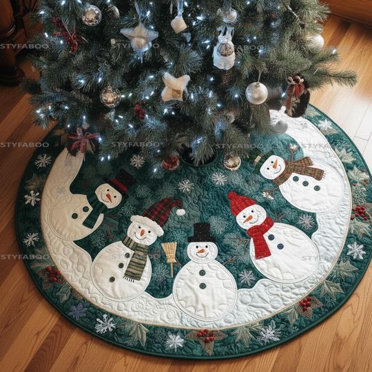 Discover Snowman Christmas Tree Skirt, Snowman Christmas Decor, Holiday Tree Skirt, Classic Family Christmas Decoration, Gift Ideas Christmas Skirt
