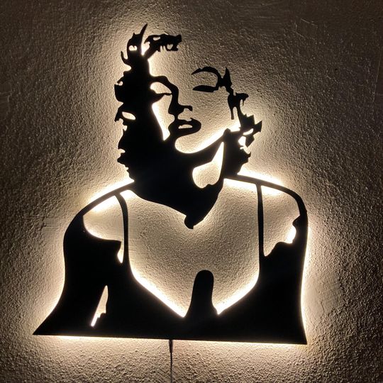 Marilyn Monroe LED Sign – Illuminated Hollywood Star Silhouette Metal Sign