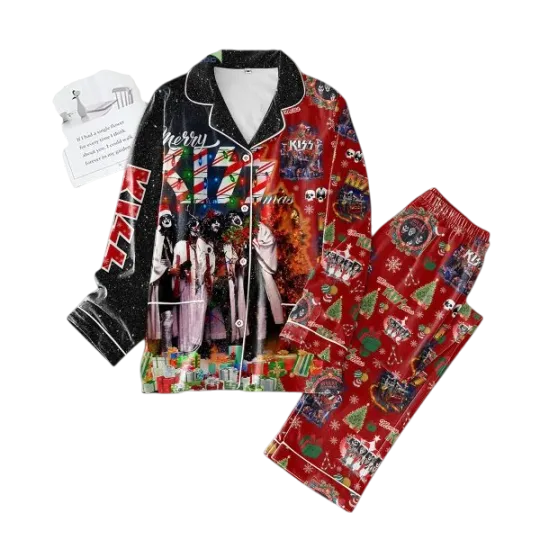 Discover Merry Kissmas Happy Holiday Pajamas Set