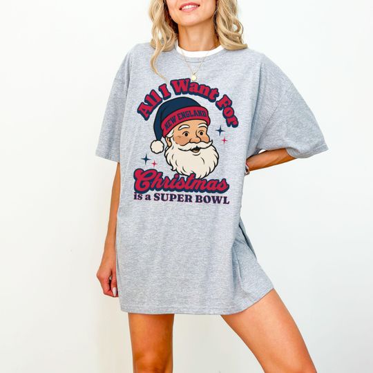 Discover New England Football Christmas Super Bowl T-Shirt, Retro Patriot Football Tee, Holiday Football Fan Shirt, Festive Sports Apparel, Santa Tee