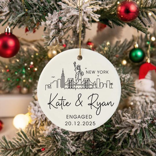 Personalized Skyline Engagement Bauble, City Skyline Just Married Gift, First Christmas Engaged Ornament for Couples, City Attractions Gift