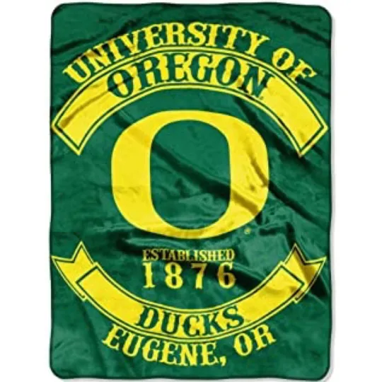 Discover Oreg ducks Plush Blanket, 60”x80” - Warm & Soft NCAA BLANKET