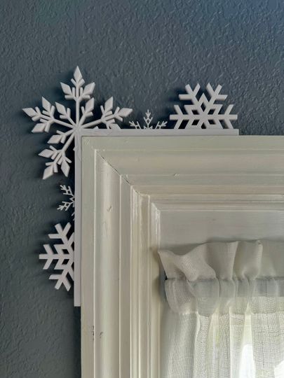 Discover Christmas Snowflake Door Corner Decor|Christmas Door Decoration|Christmas Decor|Hosting|Holiday Home Decor|Gift Snow Flake