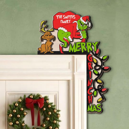 Personalized Family Merry Grin Wooden Corner Sign for Christmas Door Decor