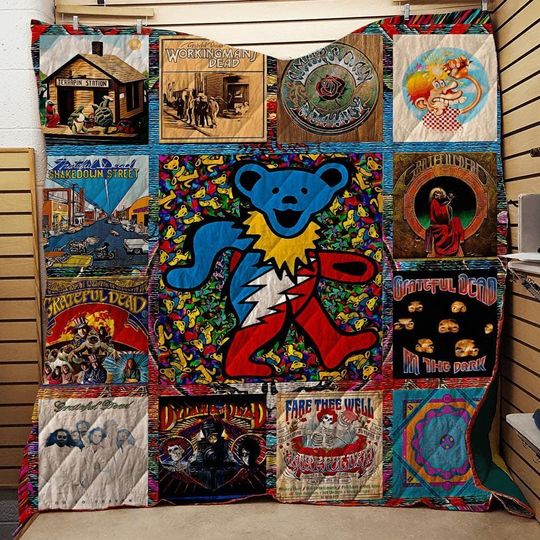 Lover Grateful Dead 10 Albums Quilt Blanket, Grateful Dead Cozy Quilt Blanket, Bedding blanket, Bedding Decor, Home Decor Gift.