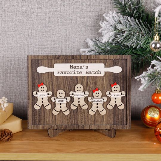 Personalized Nana's Favorite Gingerbread Batch Plaque, 1-16 Names, Custom With Kids Grandkids Names, Christmas Wooden Sign Home Decor Xmas